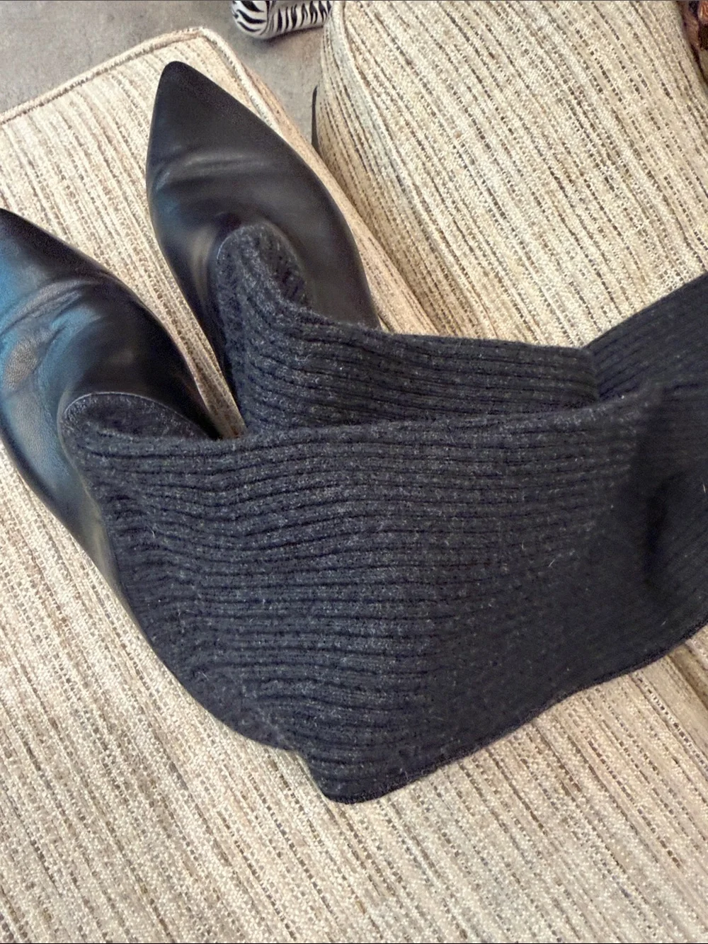 Gabriella Hearst Jimena Black Ribbed Cashmere Over-the-Knee Socks Size 9